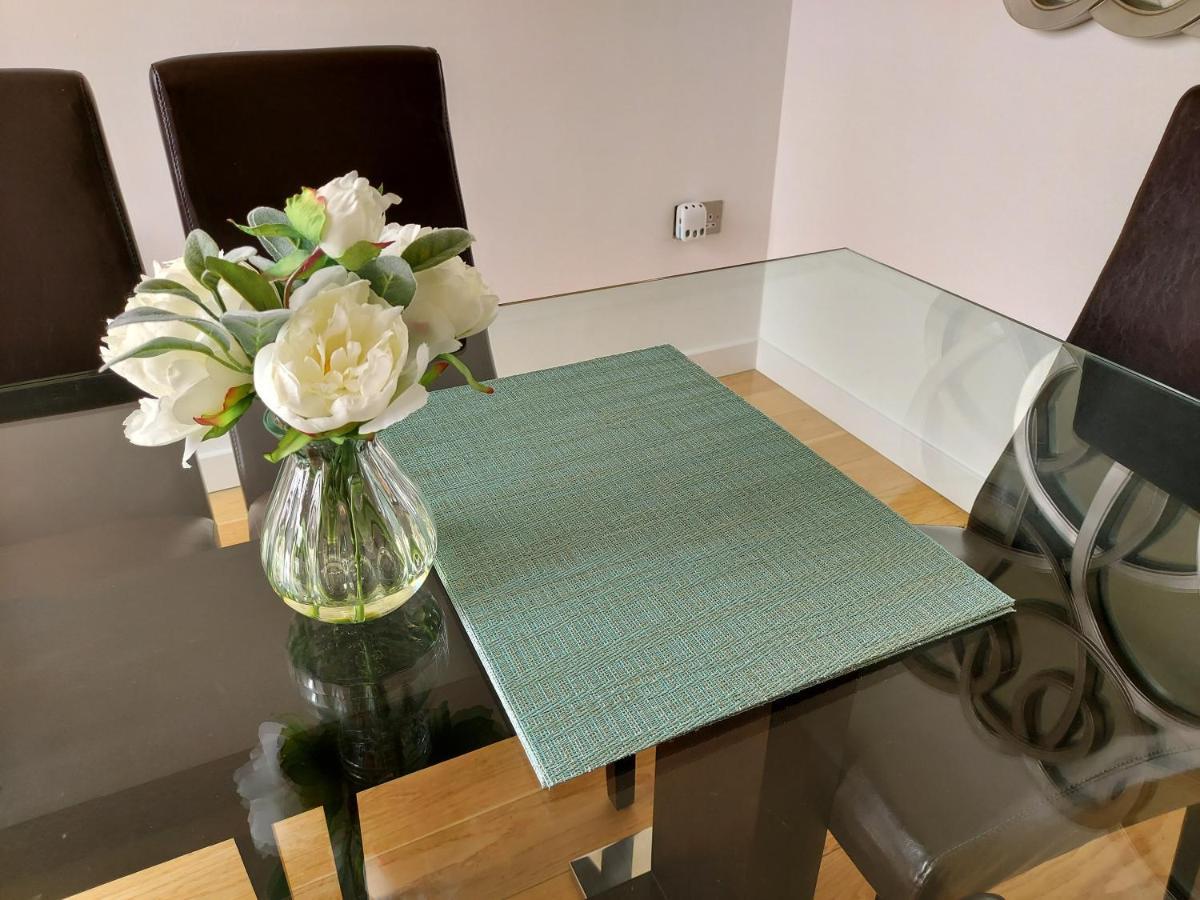 Quartermile Luxury Landing Apartment 에든버러 외부 사진